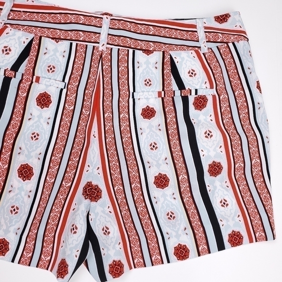 New Loft 4" Inch Short Sz 6 - Picture 4 of 12